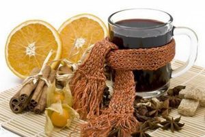 Мерзуєте осінніми вечорами? Приготуйте смачний глінтвейн! А ми Вам підкажемо рецепти та секрети правильного приготування. фото